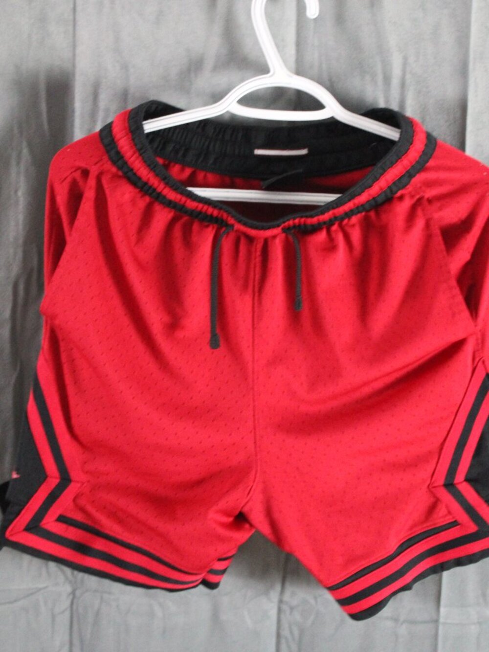 Basketball Shorts - Red Nike Air Jordan - Men's Small